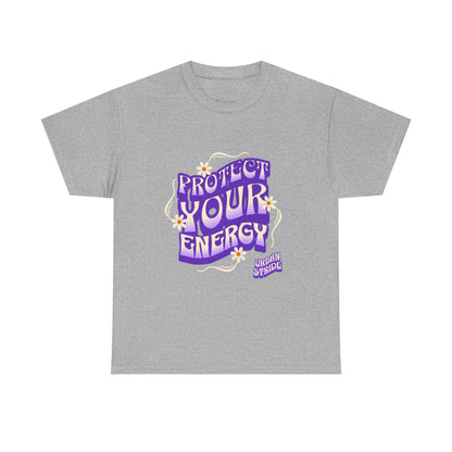 T-shirt con scritta "Protect your energy"