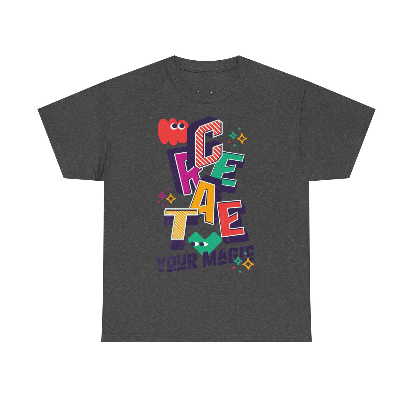 T-shirt con scritta "Create your magic"