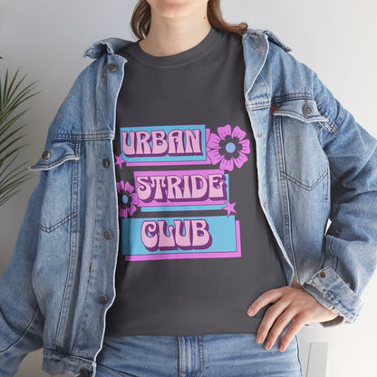T-shirt con scritta "Urbanstride club"