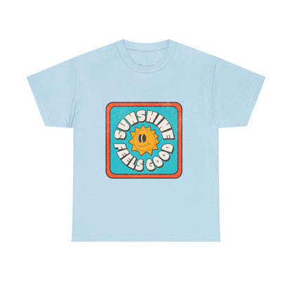 T-shirt con scritta "Sunshine feel good"