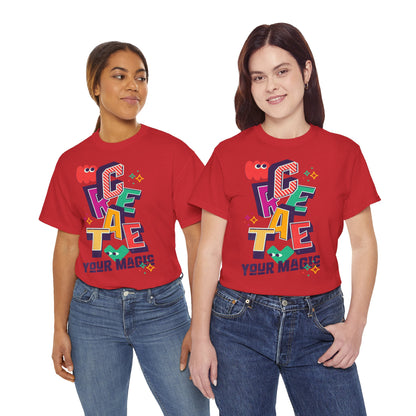 T-shirt con scritta "Create your magic"
