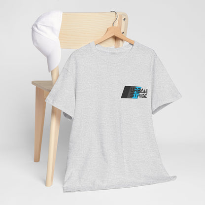 T-shirt con scritta "urbanstride " stile sportivo