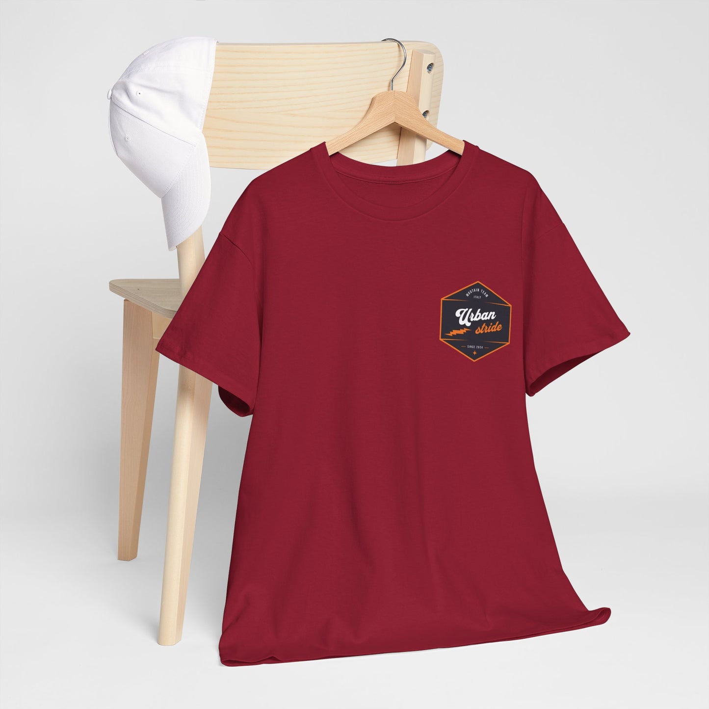 T-shirt Urban Stride® – Logo esagonale vintage in stile aviatore