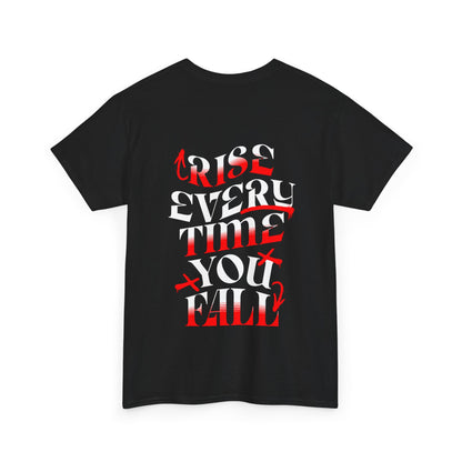 T-shirt con scritta "Rise every time you fall"