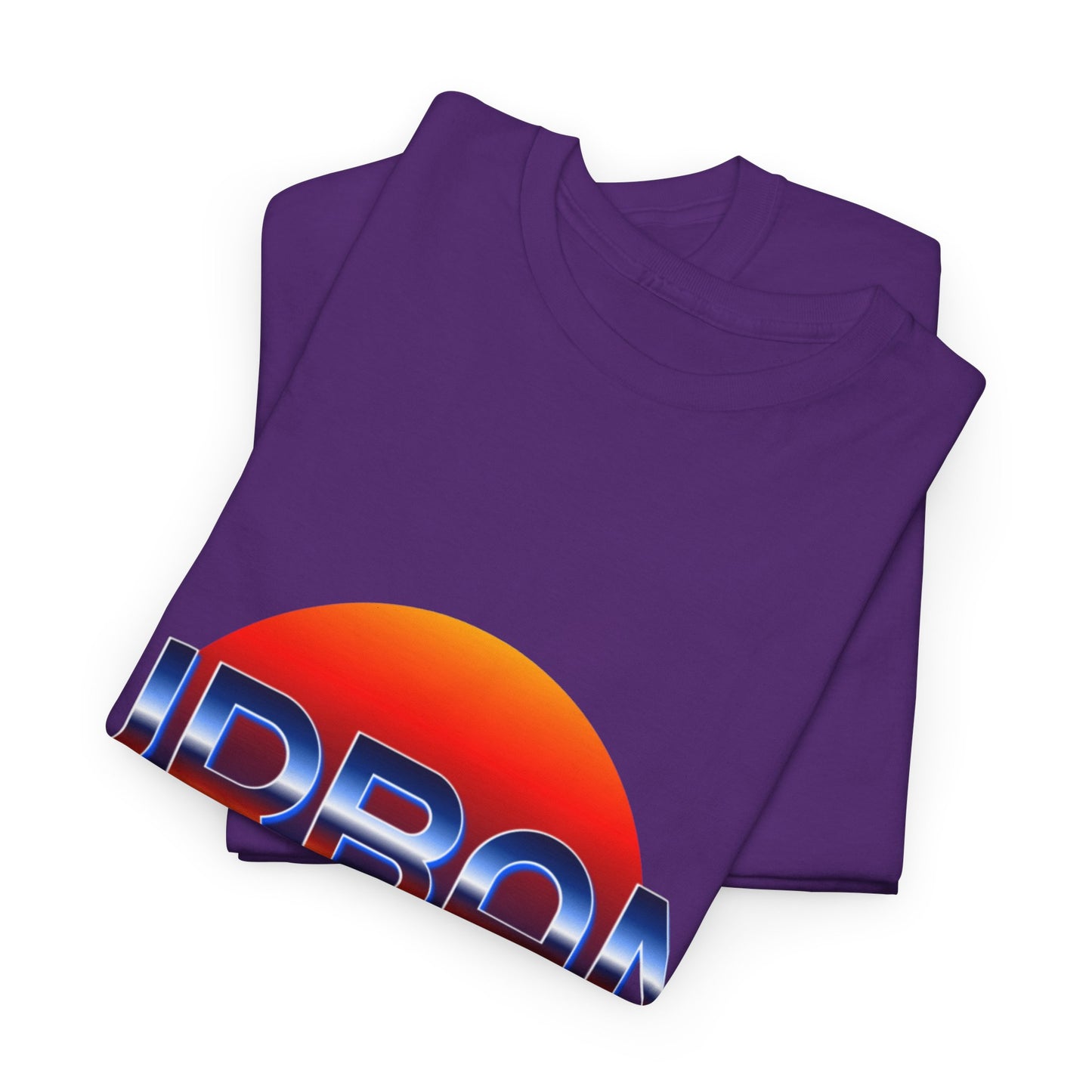 T-shirt con scritta "urbanstride" soleggiata