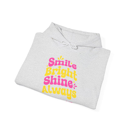 Felpa con scritta "Smile bright shine always"