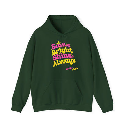 Felpa con scritta "Smile bright shine always"
