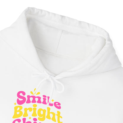 Felpa con scritta "Smile bright shine always"
