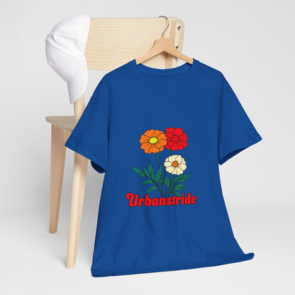 T-shirt con rappresentazione di fiori e scritta "Urbanstride"