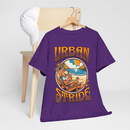 T-shirt con scritta "Urbanstride" e cane