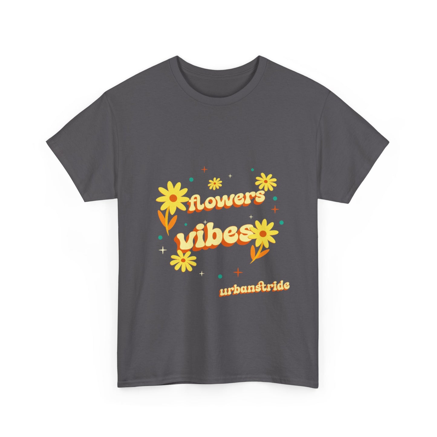T-shirt con scritta "Flowers vibes"