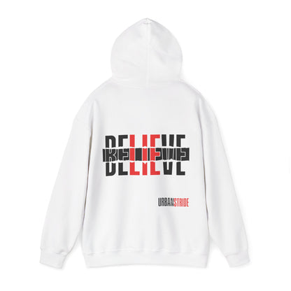 Felpa con scritta "Believe"